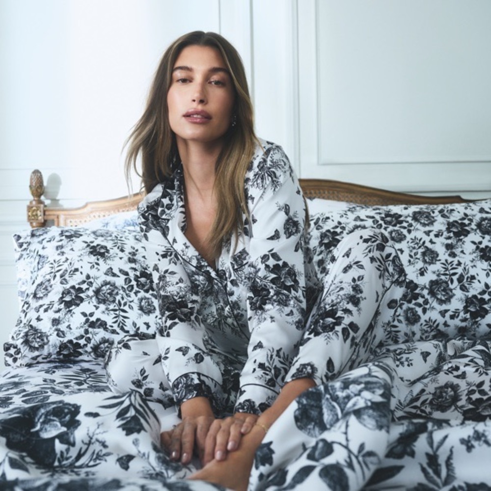 Victoria’s Secret Heritage Toile Black/White Pajama Set
